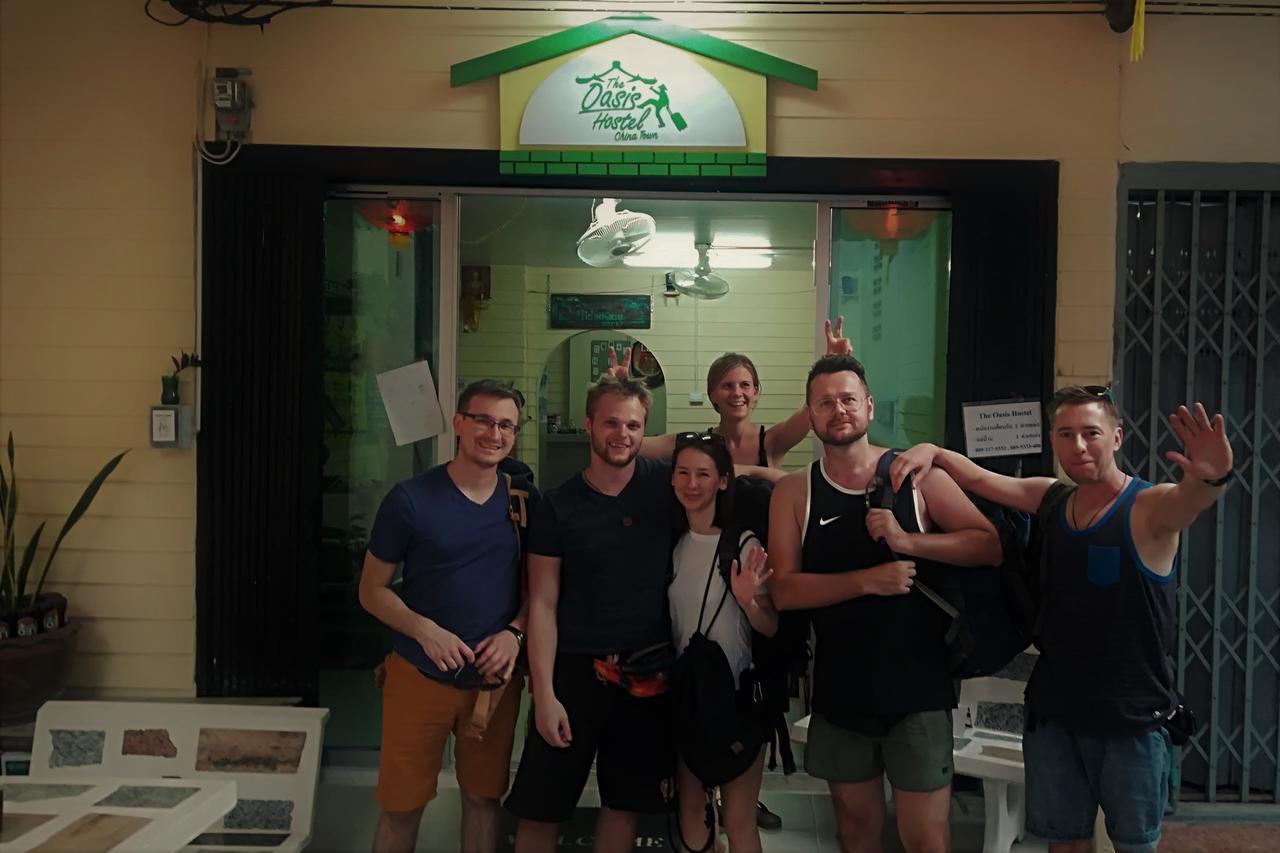 The Oasis Hostel Chinatown (Adults Only) Bangkok Exterior photo